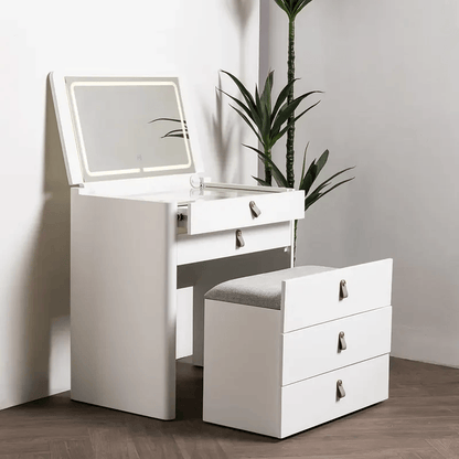 Ivory – Sminkebord med sammenleggbart speil
